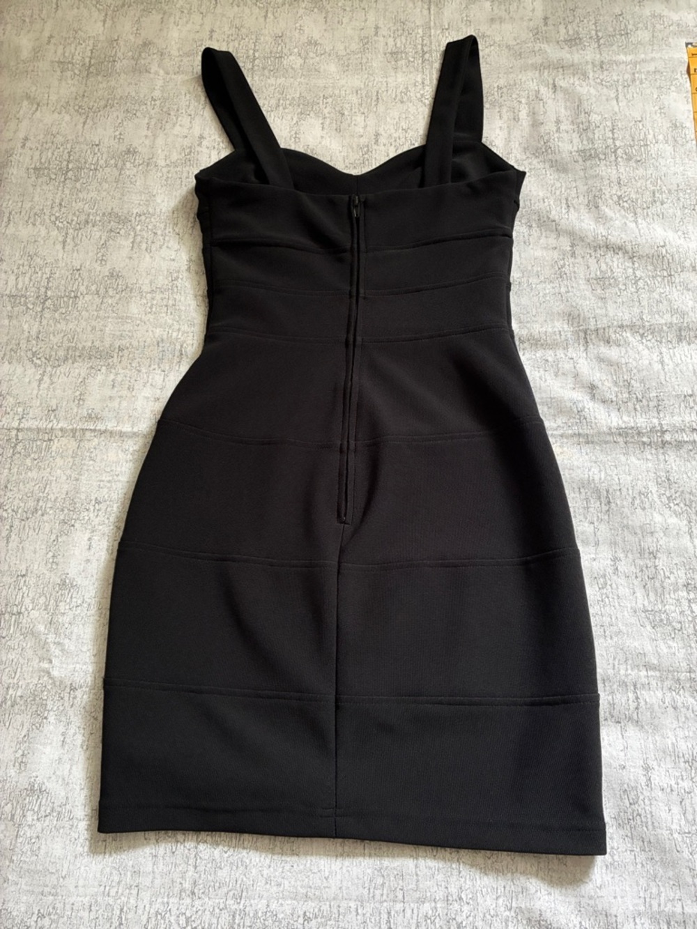 Dynamite Bodycon Mini Dress, Black, Sweetheart Neck, Wide Straps, Size: XS - Picture 4 of 7